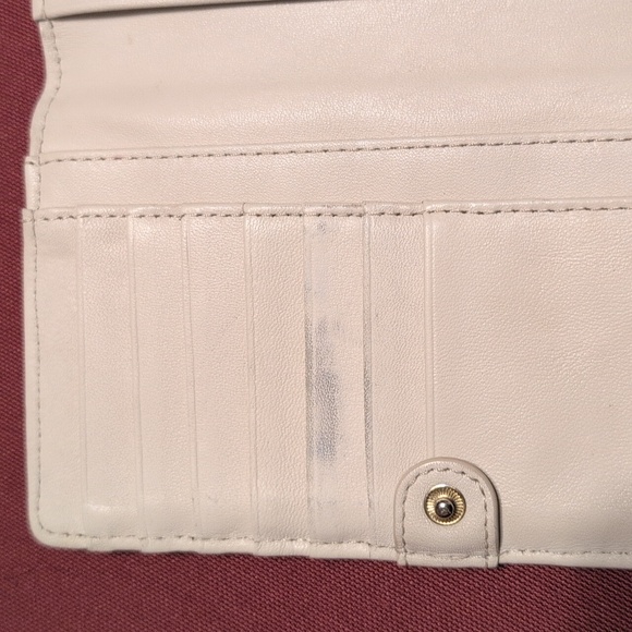 kate spade Cream Quilted Leather Continental Wallet - Picture 11 of 11